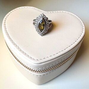 Authentic Judith Ripka ring, Sterling Silver